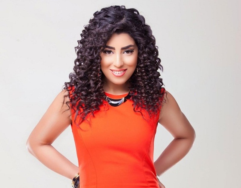 سيلفي أيتن عامر في أحدث ظهور تستمتع بالثلوج مع زوجها